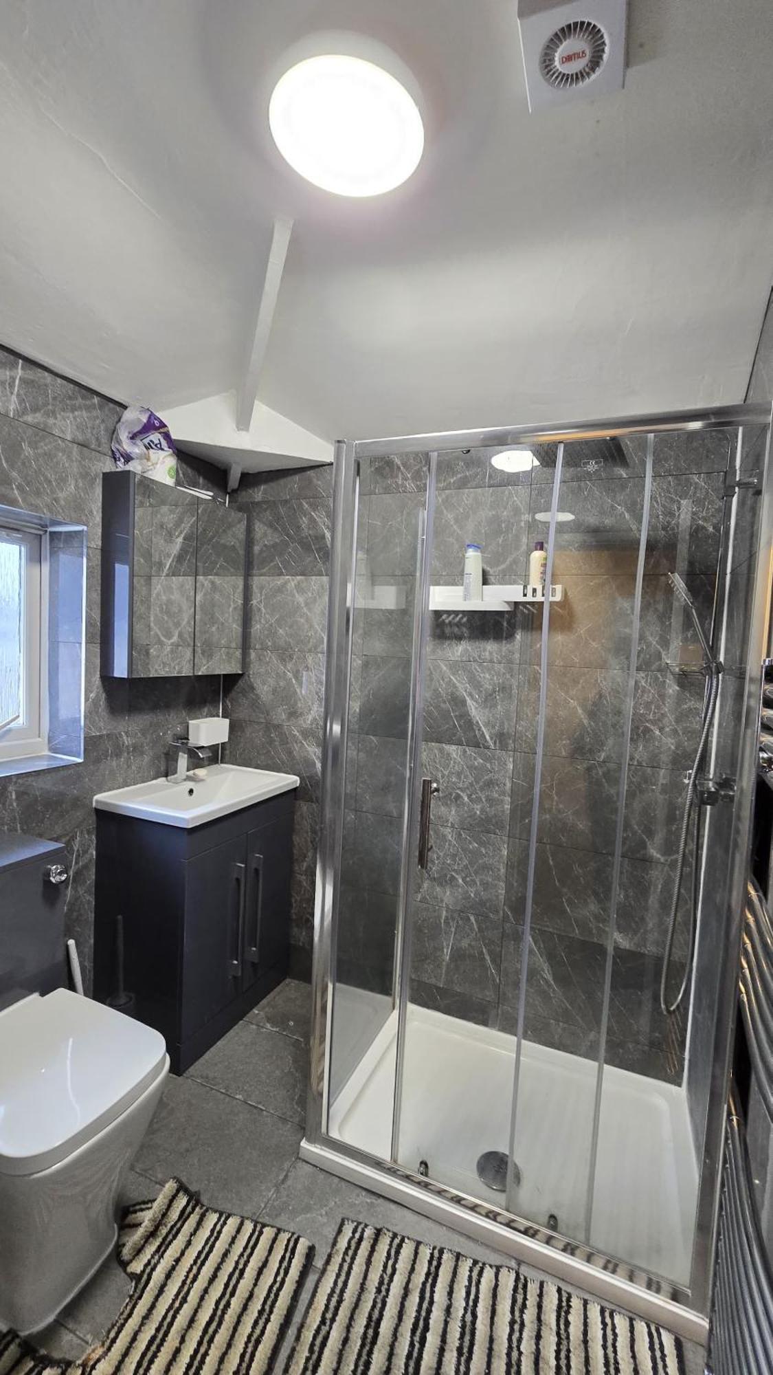 Entire Three Bedroom House In เบอร์มิงแฮม ภายนอก รูปภาพ
