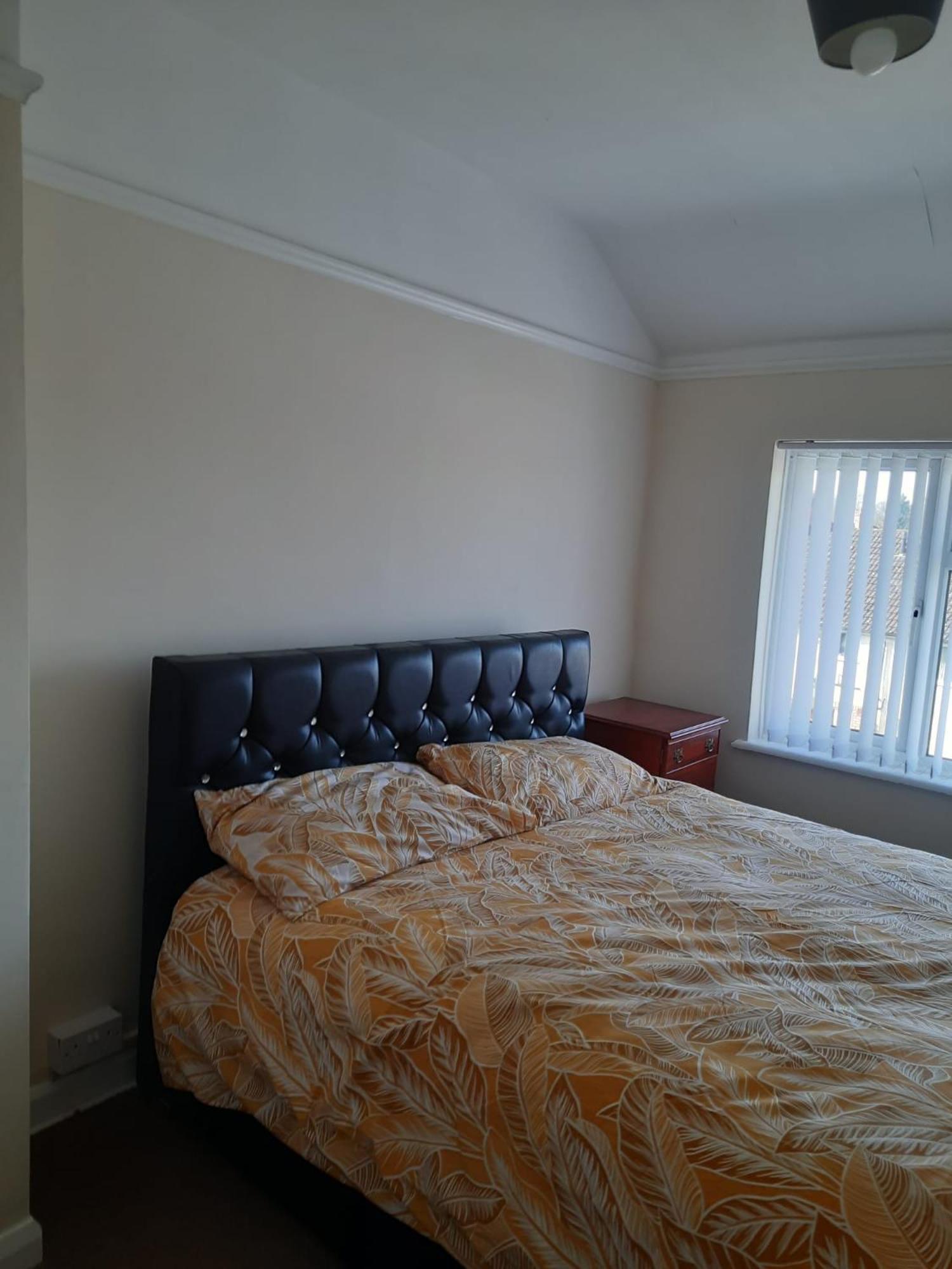 Entire Three Bedroom House In เบอร์มิงแฮม ภายนอก รูปภาพ